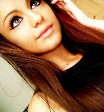 File:Cher lloyd.png