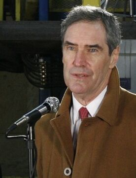 Michael Ignatieff speaking at a rally modified.jpg