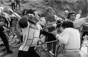 Bernard-Hinault-punch.jpg