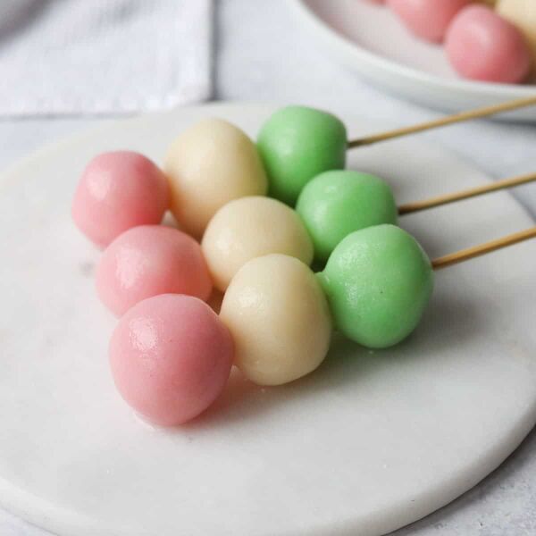 File:Dango.jpg