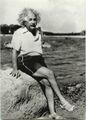 Albert-einstein-at-beach-1945.JPG