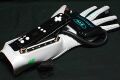 Wii Power Glove 1.jpg