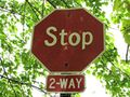 Stop2way.jpg